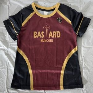 BASARD München Black and Burgundy T-Shirt